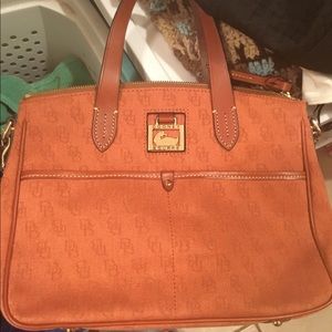Great fall handbag